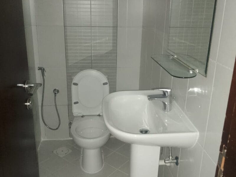 Residential 2 Bedroom Apartment for rent Muhaisnah 4