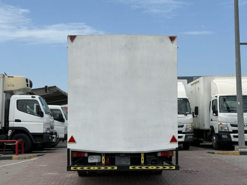 2019 Mitsubishi Canter Water Shutter 18 FT Diesel Manual