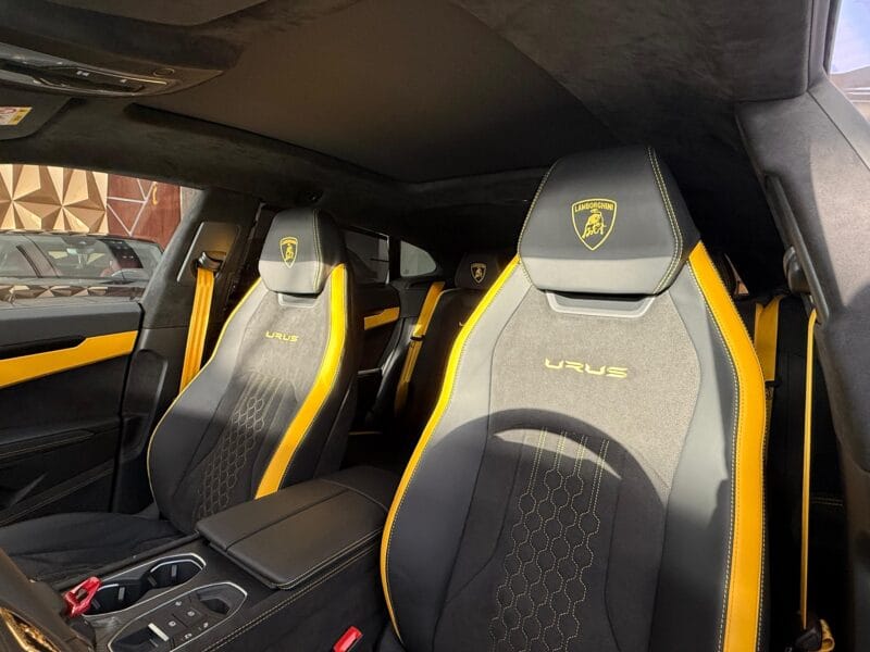 2024 Lamborghini Urus S 4.0L Twin-Turbocharged V8 Engine