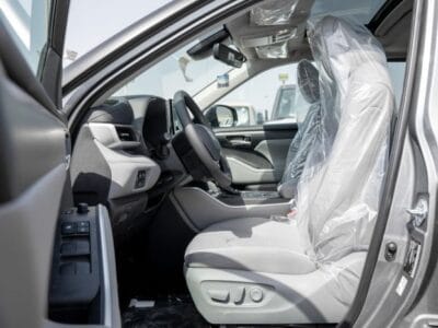 2025 Toyota Highlander GLE 2.5L AT Hybrid (Gray)