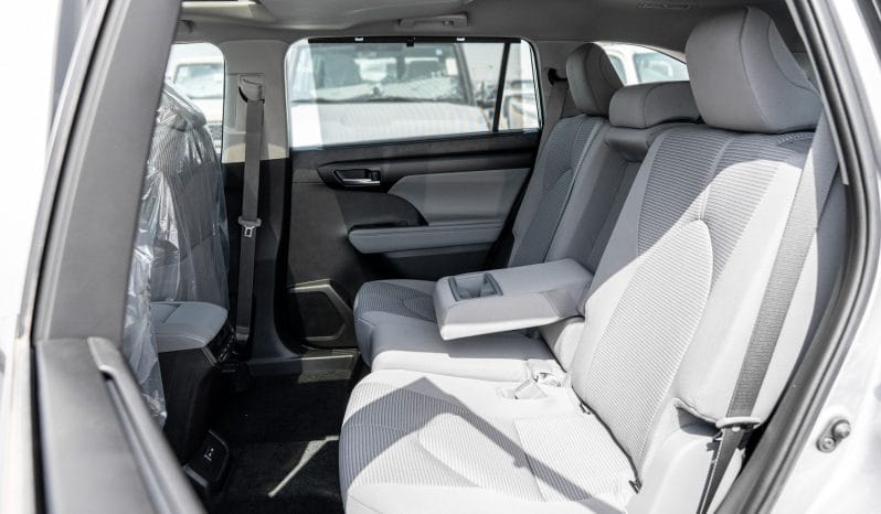 2025 Toyota Highlander GLE 2.5L AT Hybrid (Silver)