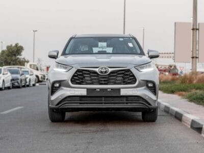 2025 Toyota Highlander GLE 2.5L AT Hybrid (Silver)