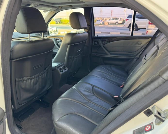 2002 MERCEDES-BENZ E55 V8 AUCTION GRADE 4/B