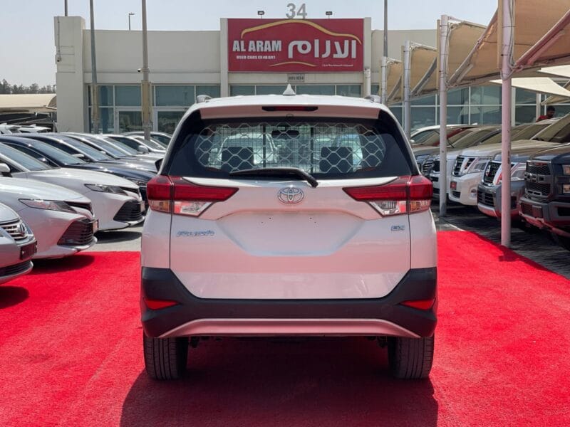 2022 Toyota Rush EX VAN 1.5L Engine GCC Specs