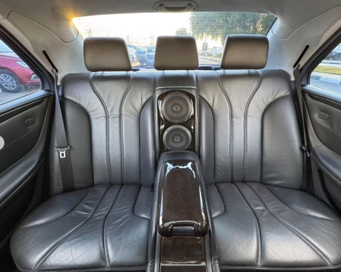 2000 MERCEDES-BENZ E55 V8 AUCTION GRADE 4/B