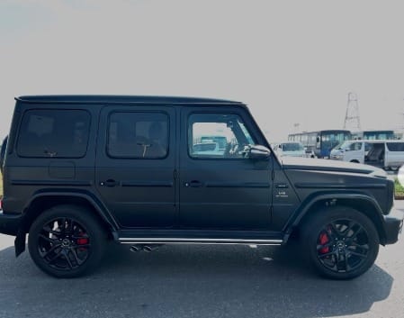 2021 MERCEDES BENZ G63 Black White Full Option