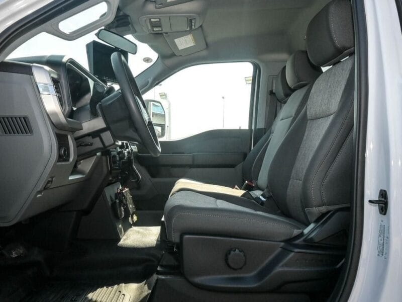 2024 Ford F550 XL Super Duty 6.7L V8 Turbo, 330 HP
