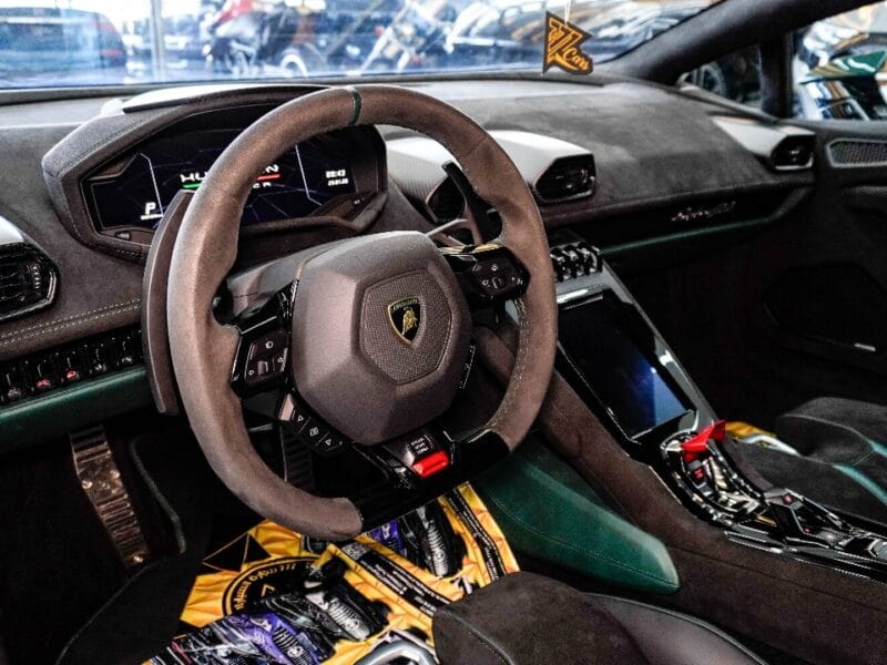 2023 Lamborghini Huracán Tecnica 5.2L V10 Engine