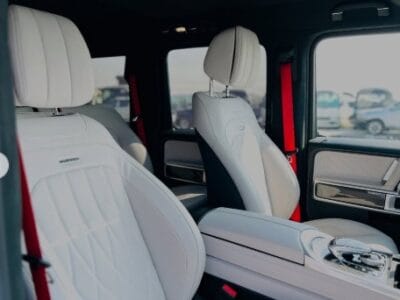 2021 MERCEDES BENZ G63 Black White Full Option