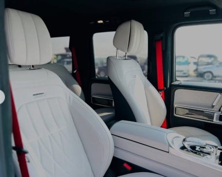 2021 MERCEDES BENZ G63 Black White Full Option