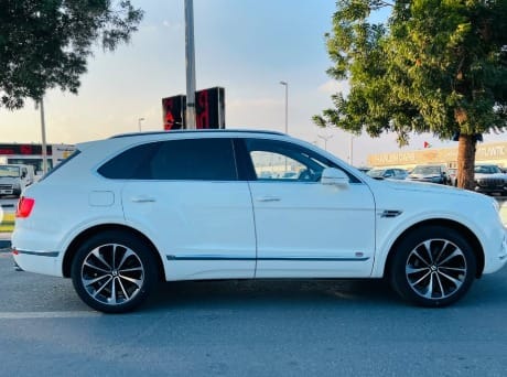 2017 BENTLEY BENTAYGA FULL OPTION CHASSIS GUARANTEE