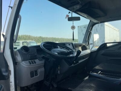 2019 Mitsubishi Canter, 18 FT, Water Shutter White Diesel Manual