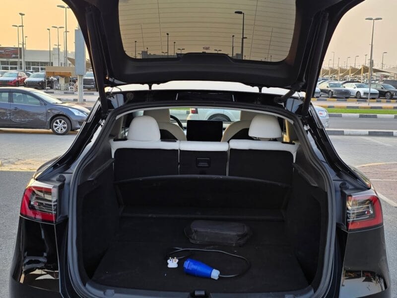 Tesla Model Y 2023 Black GCC Specs RWD