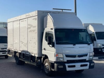 2019 White Mitsubishi Canter, 18 FT, Water Shutter Manual