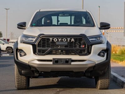 2024 Toyota Hilux GR-Sport 4.0L AT Petrol (White)