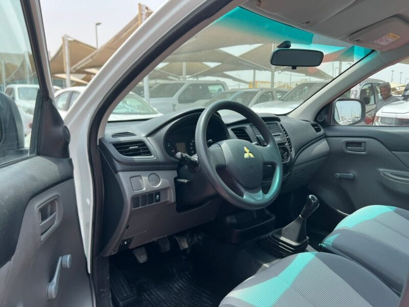 2019 Mitsubishi L200 DIESEL, 4x2, Single Cab White