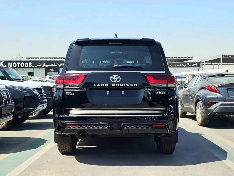 2025 Toyota Land Cruiser VXR 3.5L PETROL Aero Body Kit Black