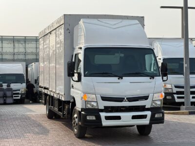 2019 Mitsubishi Canter, Watter Shutter, 18FT GCC White Manual