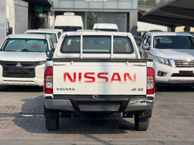 2020 Nissan Navara 4X2 Automatic White GCC Specs