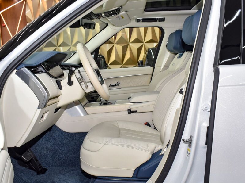 Land Rover Range Rover SV Bespoke Sadaf Edition 1 of 20