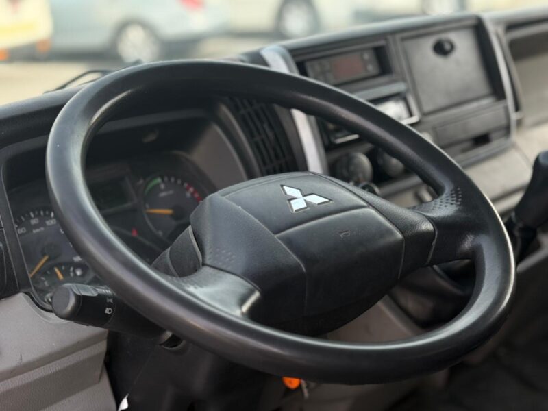White 2019 Mitsubishi Canter, 18 FT, Water Shutter Diesel