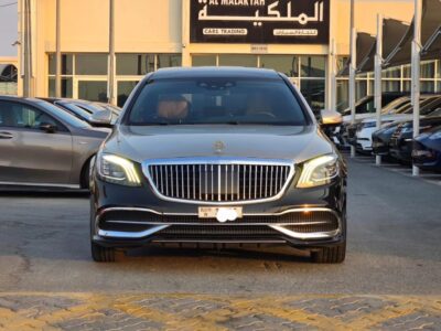 Mercedes-Maybach S560 Model 2020 V8 4.0-Liter Engine