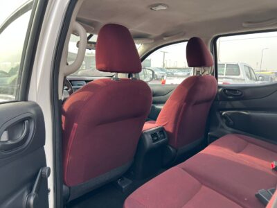 2020 White Nissan Navara 4x2 Automatic GCC Specs