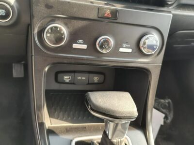 2026 Hyundai Creta 1500 L Mid Options Creta White