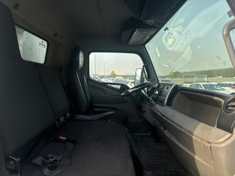 White 2019 Mitsubishi Canter, 18 FT, Water Shutter Diesel