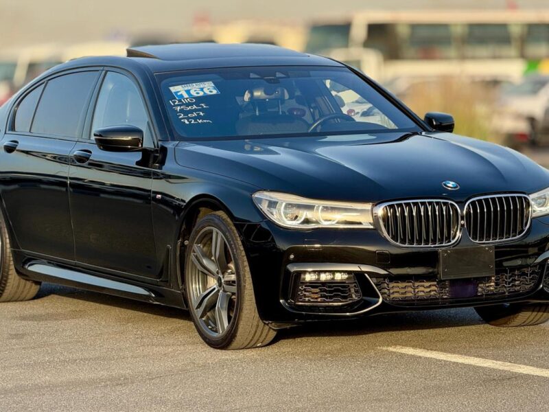 BMW 750 LI BMW BLACK 2017 A/T Petrol