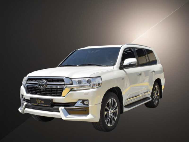Toyota Land Cruiser VXR Grand Touring S 2020 Four-Wheel Drive