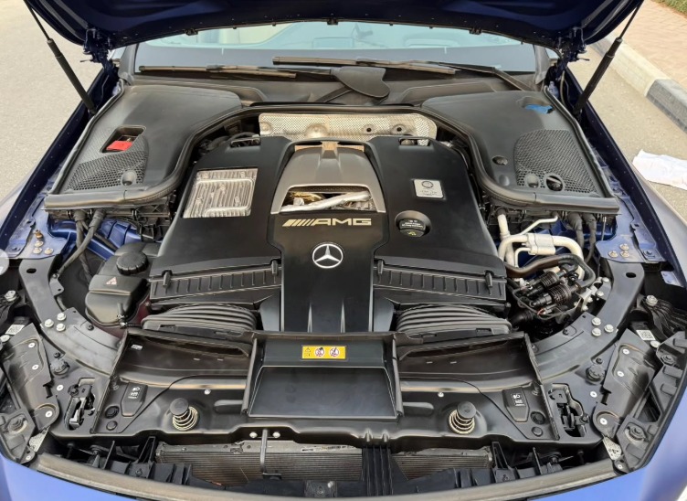2021 MERCEDES-BENZ GT 63 S V8 Blue AUCTION GRADE 4.5/B
