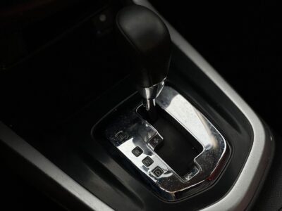 2020 White Nissan Navara 4x2 Automatic GCC Specs
