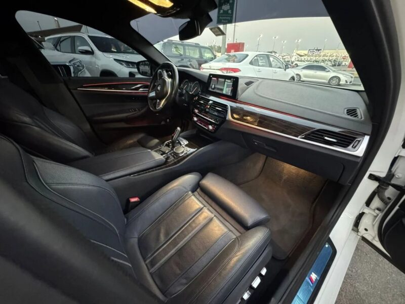Land Rover Range Rover Velar Range Rover 2.0L V4 MY2018