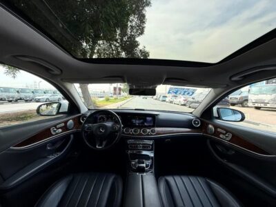 2018 Mercedes-Benz E-Class E400 4Matic White in MINT CONDITION