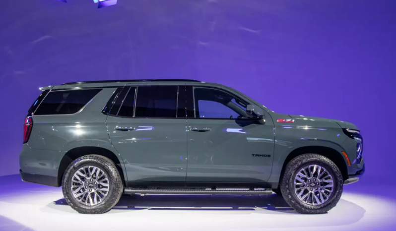 New 2025 Chevrolet Tahoe 5.3L V8 Engine Grey