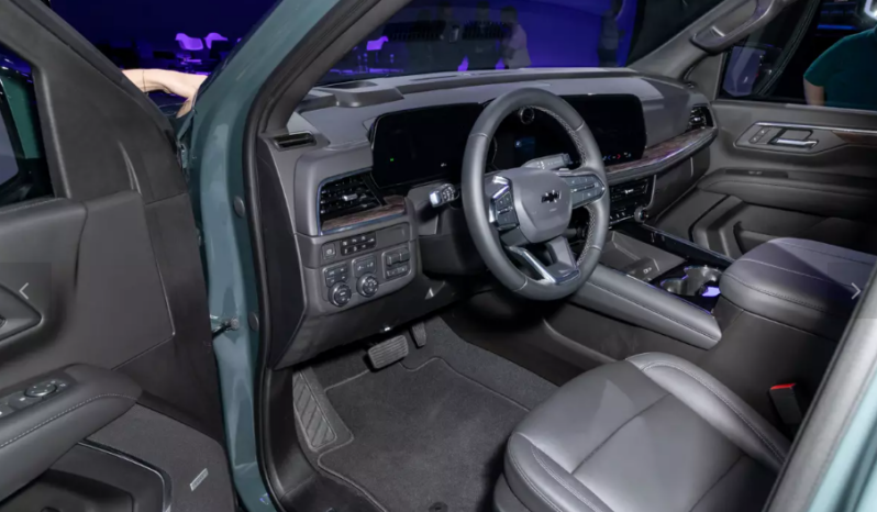 New 2025 Chevrolet Tahoe 5.3L V8 Engine Grey