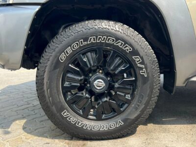 2019 NISSAN PATROL SUPER SAFARI 2019 Gold ENGINE 4.8L GCC