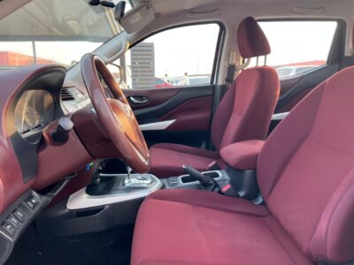 2020 White Nissan Navara 4X4 Fully Automatic GCC Specifications