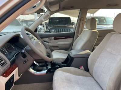 2009 Toyota Prado V4 GX 2 Doors Gold-Beige GCC Specs