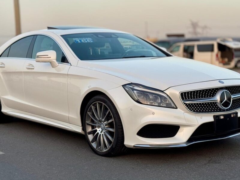 MERCEDES CLS 400 WHITE-Black 2016 A/T Petrol