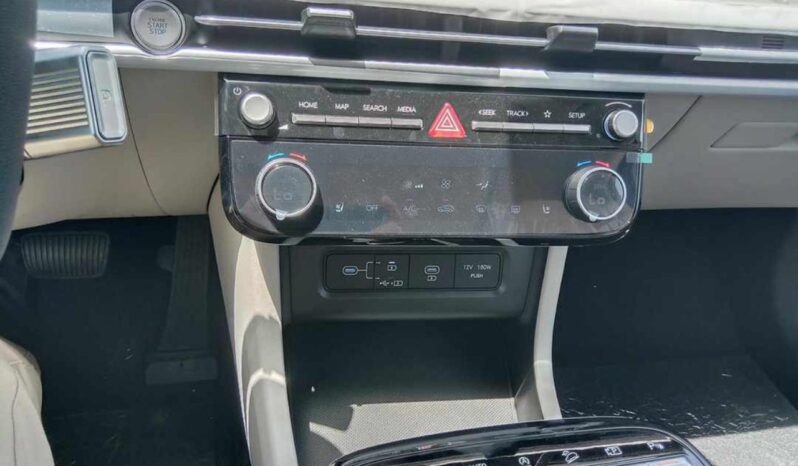 New 2025 Hyundai Tucson 1.6L Turbocharged Engine White