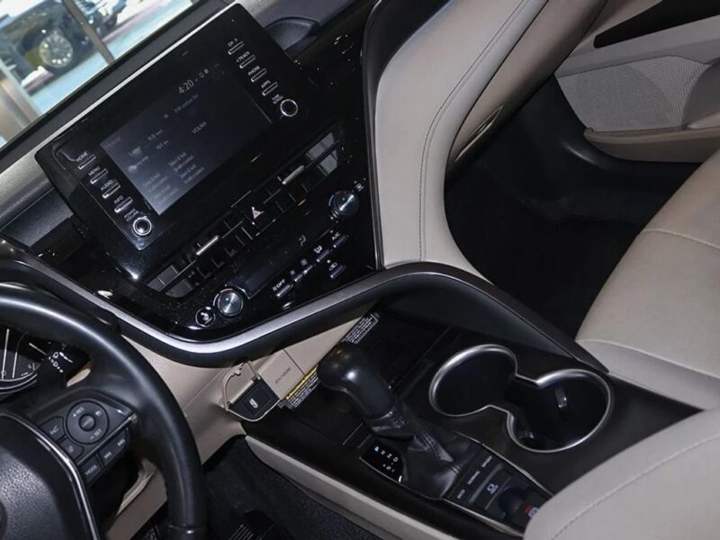 2022 Toyota Camry Grande 3.5L Engine Grey Beige GCC Specs