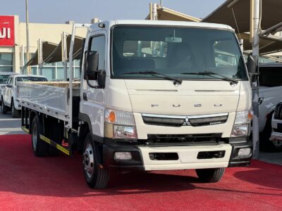 2020 Mitsubishi Canter S/C Manual 16FT Diesel White Truck