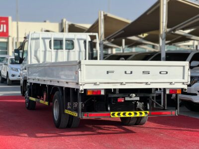 2020 Mitsubishi Canter S/C Manual 16FT Diesel White Truck