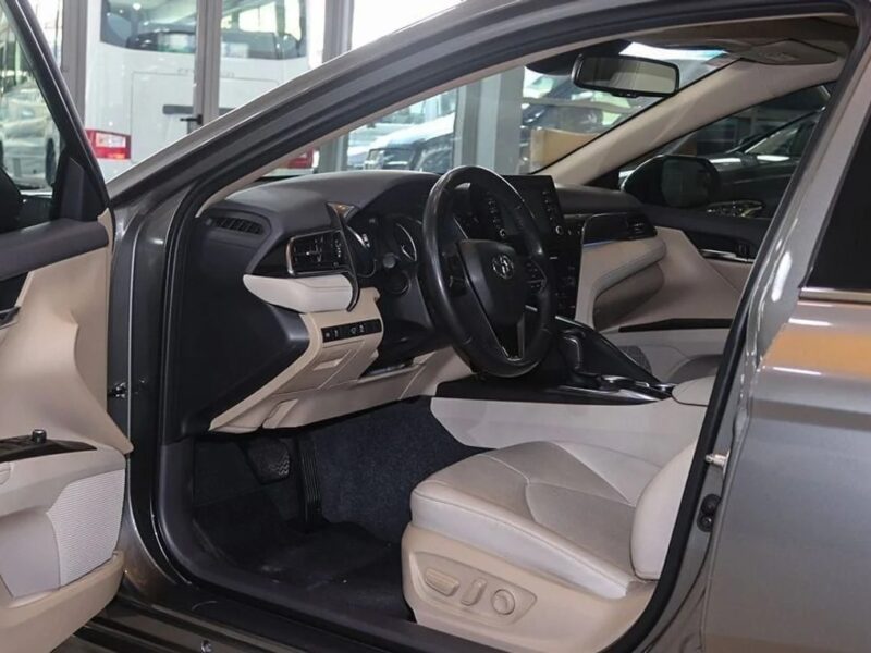 2022 Toyota Camry Grande 3.5L Engine Grey Beige GCC Specs