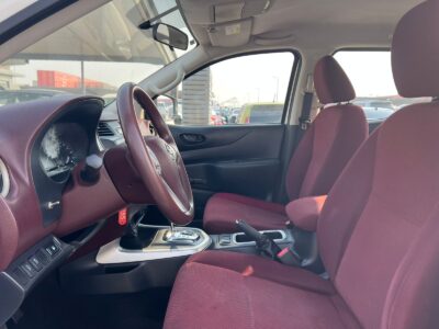 2020 Nissan Navara White 4X2 2.5L Engine GCC Specs Automatic