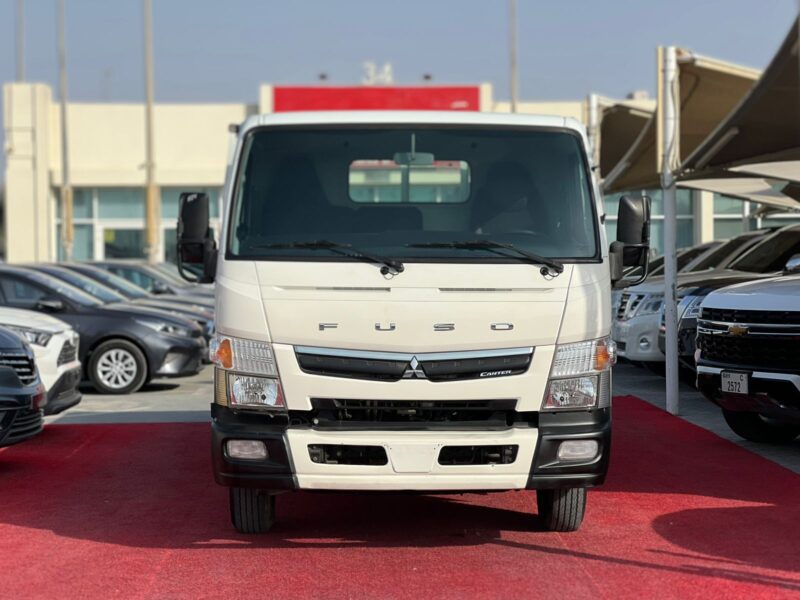 2020 Mitsubishi Canter S/C Manual 16FT Diesel White Truck