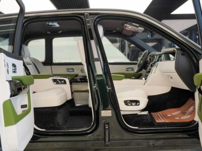 2026 Rolls-Royce Cullinan Silver Badge 6.7L V12 Twin-Turbo