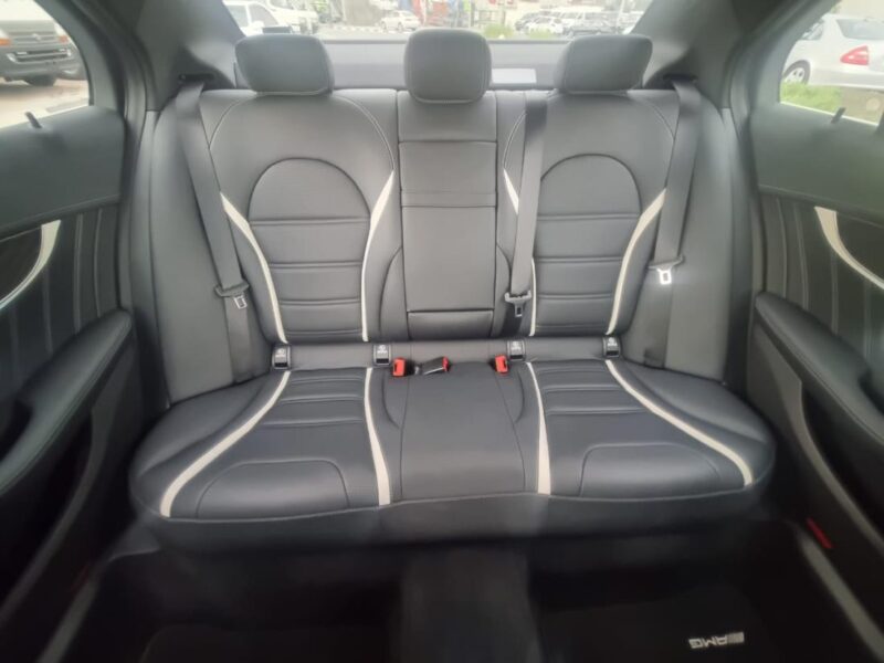MERCEDES-BENZ C63S 4.0-liter twin-turbocharged V8 Engine BLACK 2016